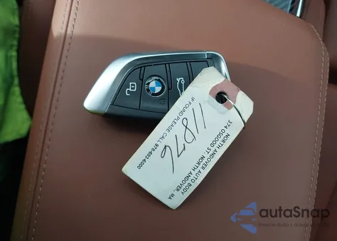 2025 BMW M4 Competition xDrive z USA, uszkodzony, nr VIN WBS33HK0XSCU88352